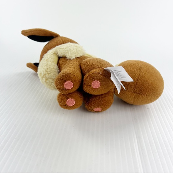 Pokemon Tomy Happy Smiling Eevee 7 Inch Stuffed Animal Plush Toy - Picture 5 of 6